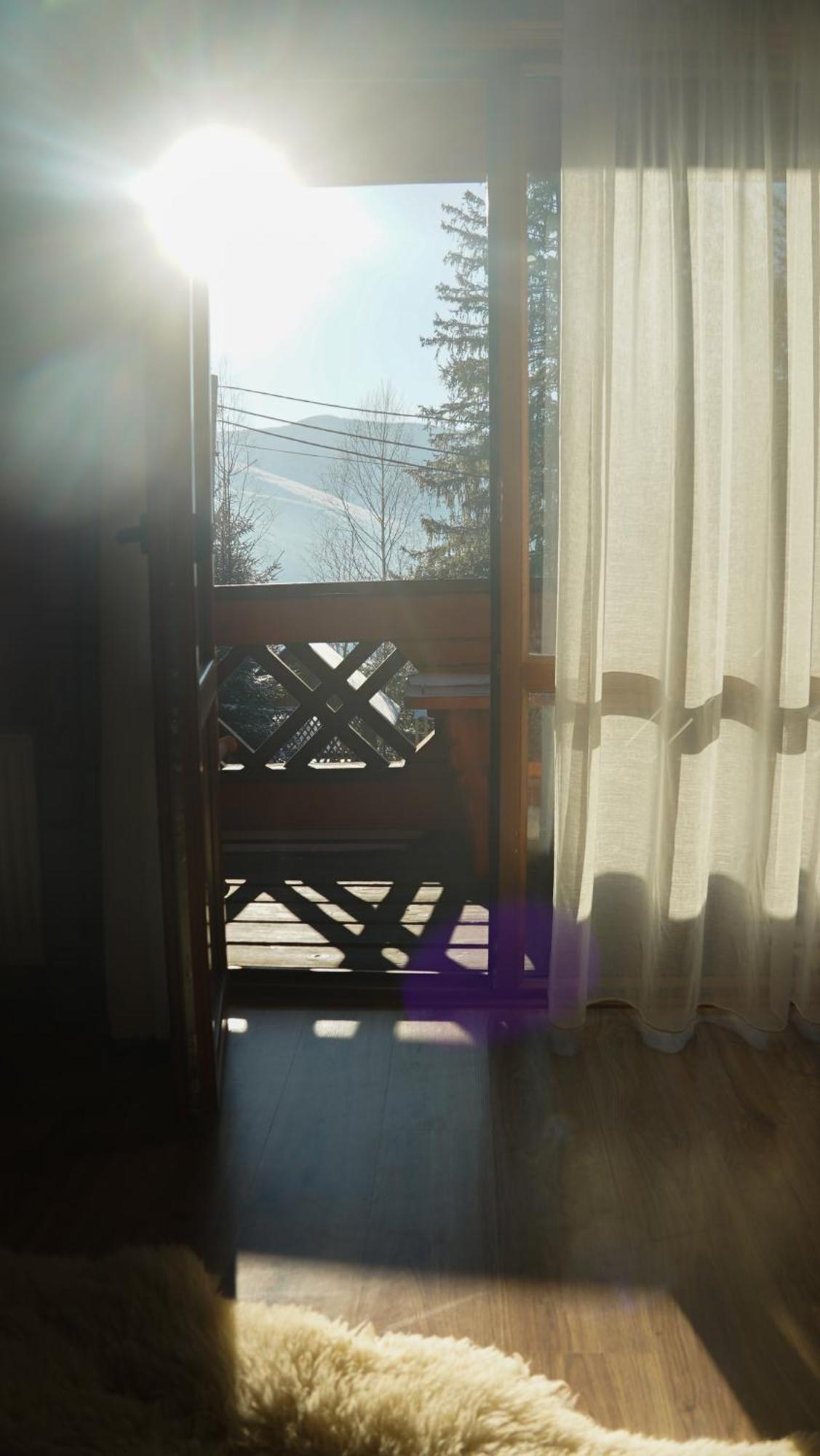 Karpatski Dzherela Yaremche Exterior foto
